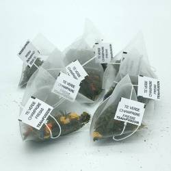 Té verde Champagne Fresas Pirámides Biodegradables | TeaInfusion